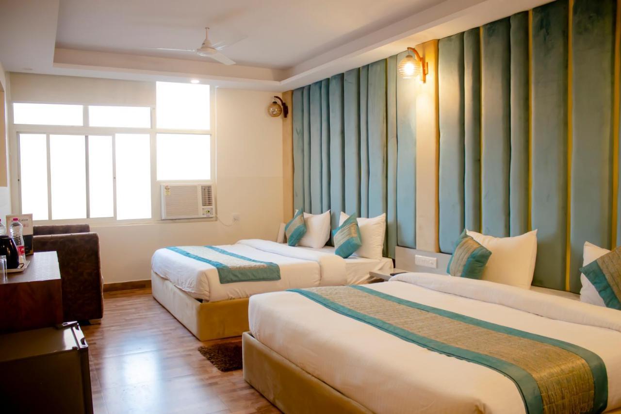Hotel Airport City Delhi International Airport New Delhi Exterior photo